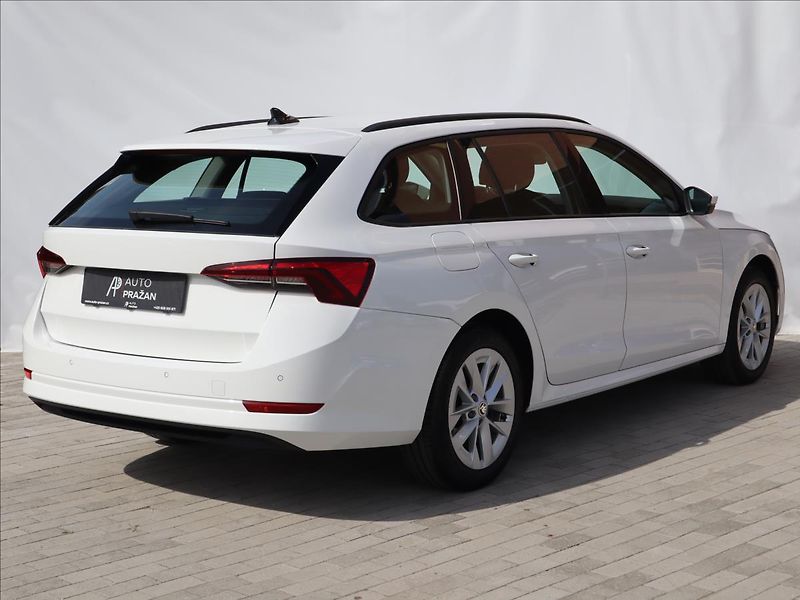 Škoda Octavia 1,5 TSi 110kW Selection ParkPi - fotka 6 z 38