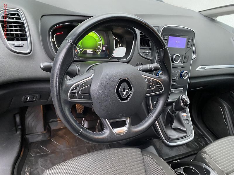 Renault Scénic (2017) 1.2 TCe, 1.maj,ČR, AAC, tempo - fotka 12 z 18