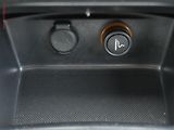 Citroën C4 (2011) 1.6i, ČR, AC, temp, park - náhled 14