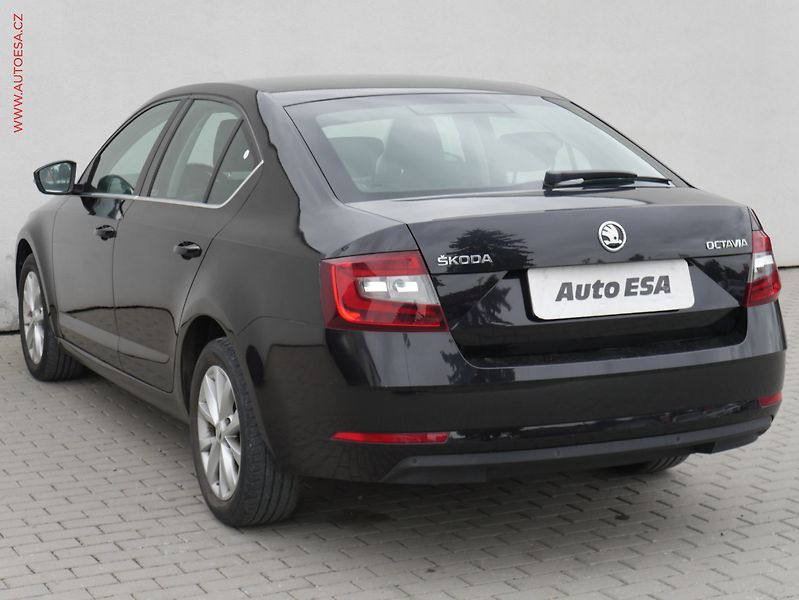 Škoda Octavia (2019) 1.6 TDi, ČR, Style - fotka 6 z 22