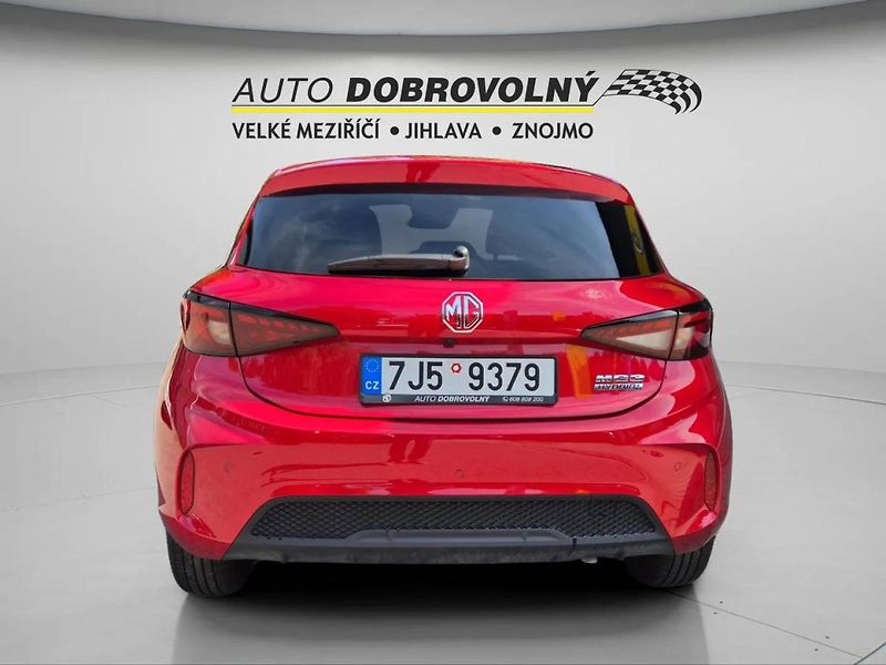 MG MG3 HEV EXCLUSIVE 1.5 AT3 (143kw/1 - fotka 6 z 35