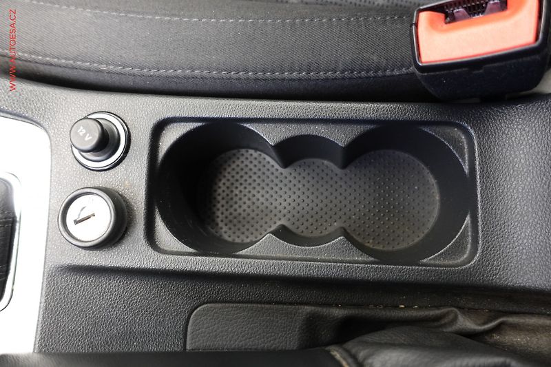 Škoda Octavia (2015) 1.4 TSi, 1.maj,ČR, Fresh, DSG - fotka 21 z 24