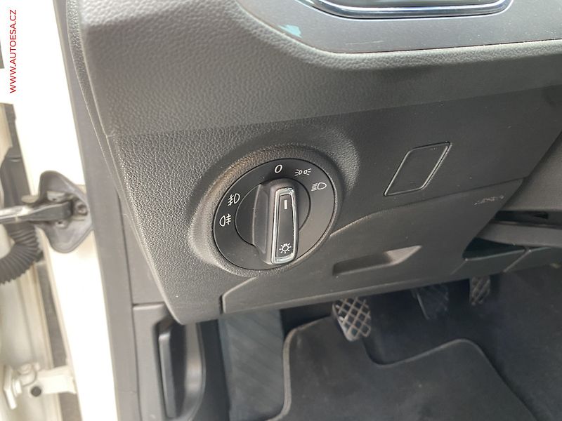 Seat Leon (2014) 1.4 TSi, FR, LED - fotka 15 z 18
