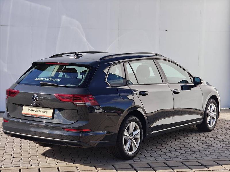 Volkswagen Golf Life 6G 1,5TSi - fotka 2 z 21