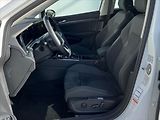 Volkswagen Golf 1,5 e-TSi 96kW 7DSG STYLE  8 - náhled 11