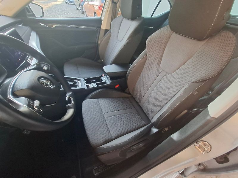 Škoda Octavia (2023) STYLE PLUS TS 110/1.5 M6F - fotka 18 z 28