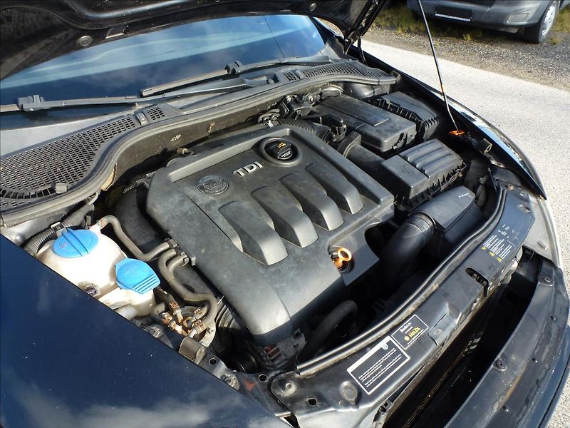 Škoda Octavia 1,9 TDI Pěkná - Bez koroze!!! - fotka 40 z 50