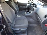 Peugeot 5008 (2013) 1.6 THP, Navi, Xenony - náhled 9