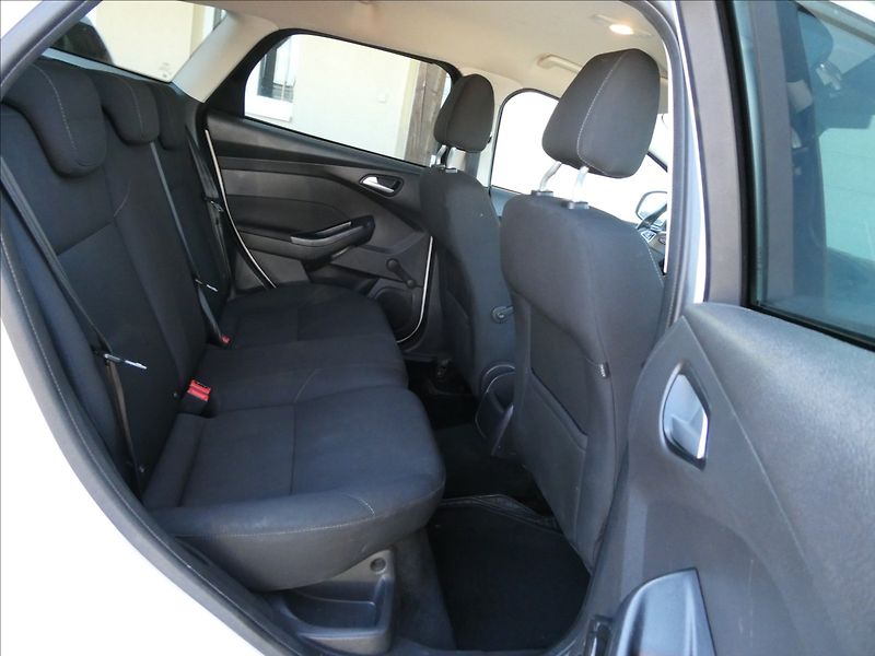 Ford Focus 1,5 TDCi Combi,po servise+STK - fotka 24 z 51
