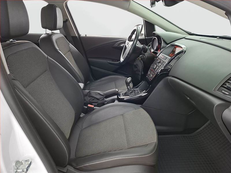 Opel Astra (2016) 1.6 CDTI, ČR,1.maj, Navi - fotka 9 z 17