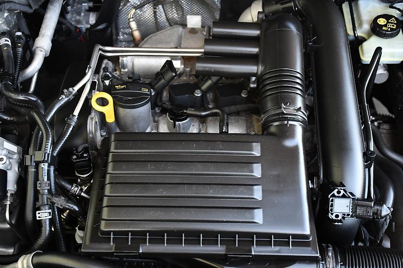 Škoda Octavia 1.4G-TEC LED DSG NAVI PDC - fotka 35 z 35