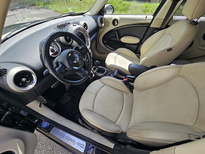 Mini Countryman (2011) S, 1.6i 135kw 4x4 automat - fotka 9 z 14