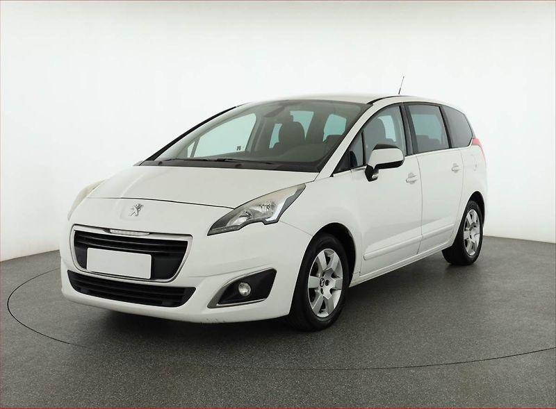 Peugeot 5008 (2014) 2.0 HDI, 7 míst, Serv.kniha - fotka 2 z 16