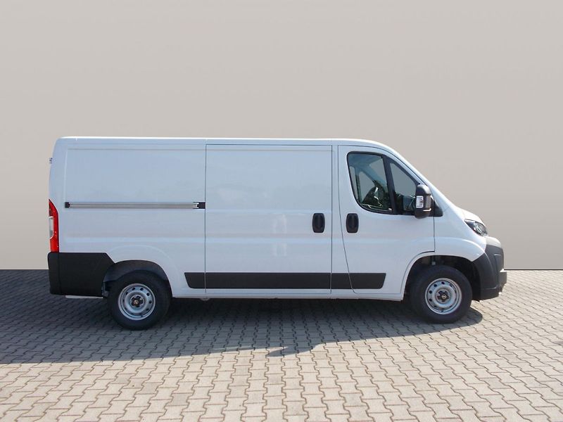 Opel Movano (2026) Van 3000 L2H1 2.2 CDTi 120k 6- - fotka 6 z 11