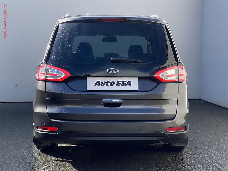 Ford Galaxy (2016) 2.0 TDCi 7míst, Titanium, AT - fotka 5 z 20