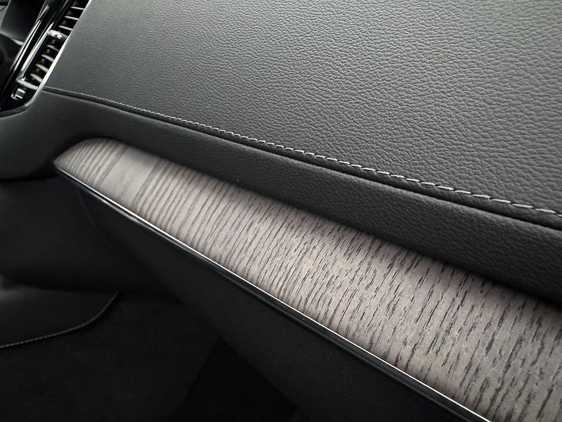 Volvo XC90 B5 AWD INSCRIPTION AUT CZ - fotka 20 z 55