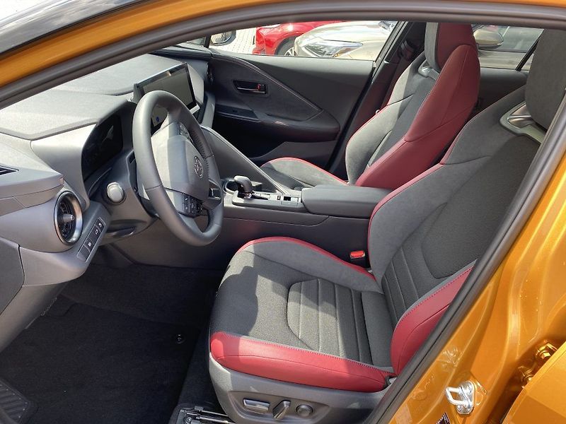 Toyota C-HR 2.0 HSD Tokyo Ed. odběr ihned - fotka 10 z 23