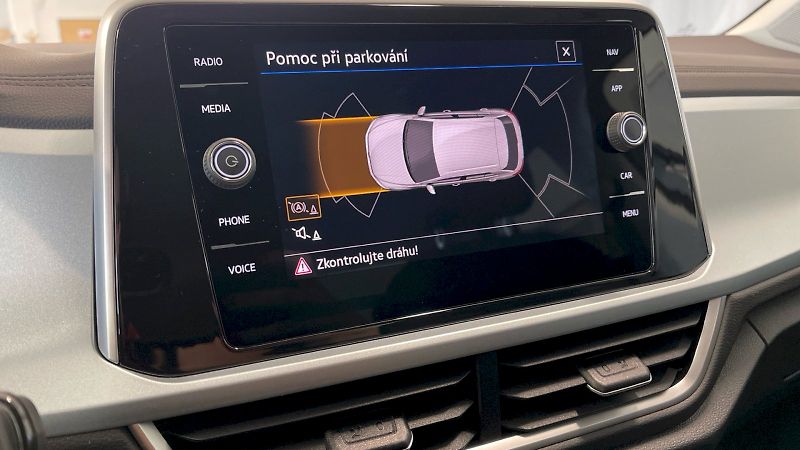Volkswagen T-Roc (2025) Life GOAL 1.0 TSI 85kW - fotka 22 z 32