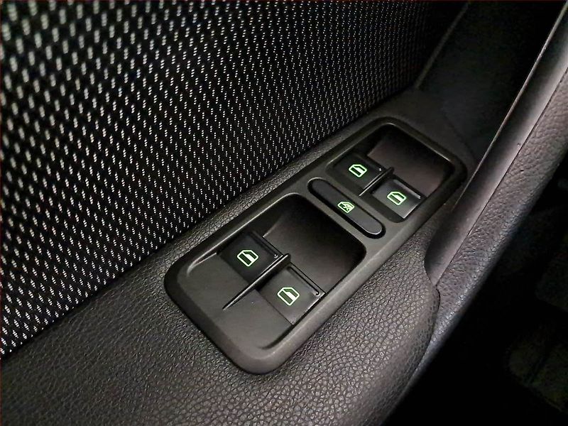 Škoda Yeti (2011) 1.2 TSI, Tempomat - fotka 17 z 18
