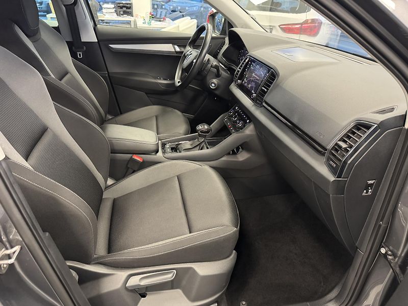 Škoda Karoq (2024) 2,0TDi DSG 4x4 TAŽNÉ LED NAVI - fotka 14 z 28