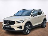 Volvo XC40 PLUS B3, ACC ,BLIS ,FULL LED - náhled 1