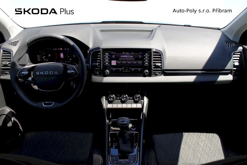 Škoda Karoq (2025) Top Selection 1.5TSI / 110kW 7 - fotka 5 z 24