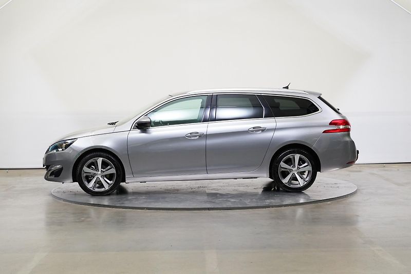 Peugeot 308 - fotka 3 z 24