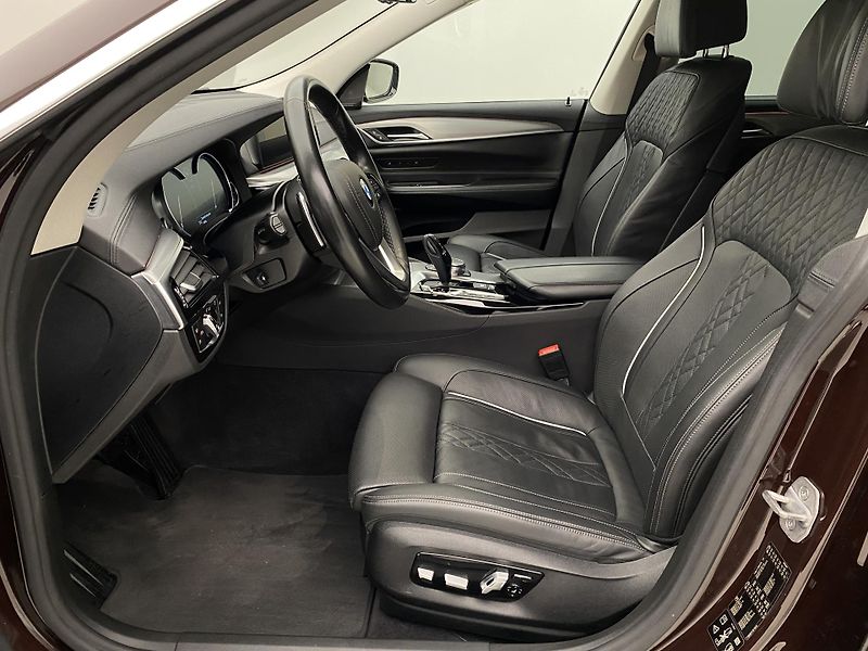 BMW Řada 6 640i GT Luxury Line REZERVACE - fotka 3 z 71