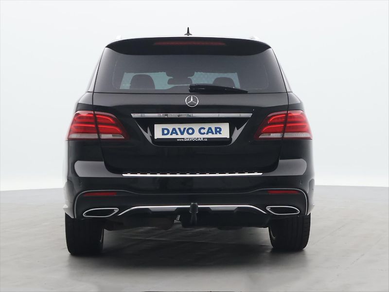 Mercedes-Benz GLE 3,0 350d 190 kW 4MATIC AMG - fotka 6 z 35