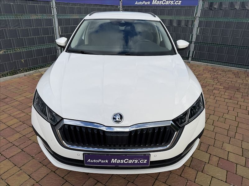 Škoda Octavia IV 2.0 TDI Ambition/Virtual/Fu - fotka 2 z 28