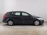 Kia Ceed (2009) 1.6 CRDi, nová STK, rezervace - náhled 6