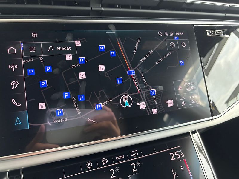 Audi Q7 FL S-line  50TDI 210kW Tažné - fotka 14 z 26