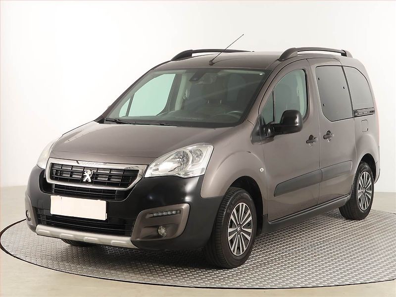 Peugeot Partner (2017) Outdoor 1.6 BlueHDi, 5Míst, SR - fotka 2 z 14