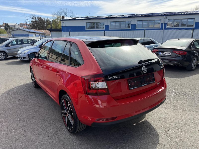 Škoda Rapid 1.6 TDI, 77kw, SPORT - fotka 2 z 16