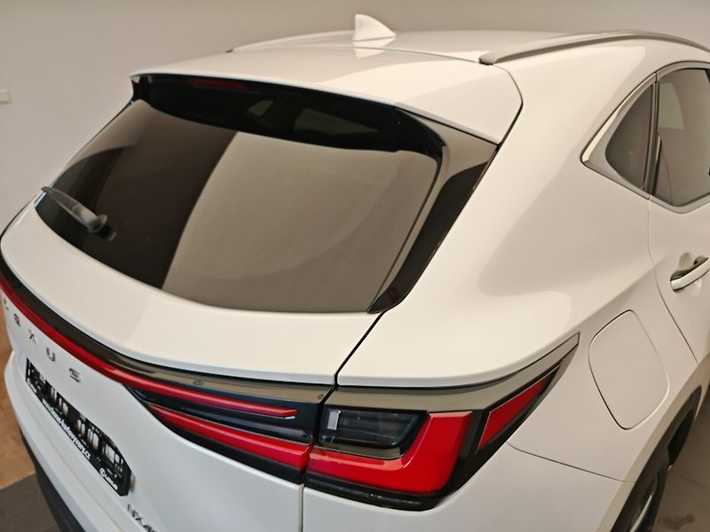 Lexus NX 450h plus 450h+ PRESTIGE - fotka 11 z 46