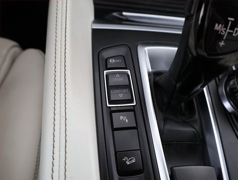 BMW X6 (2017) xDrive40d - fotka 12 z 20