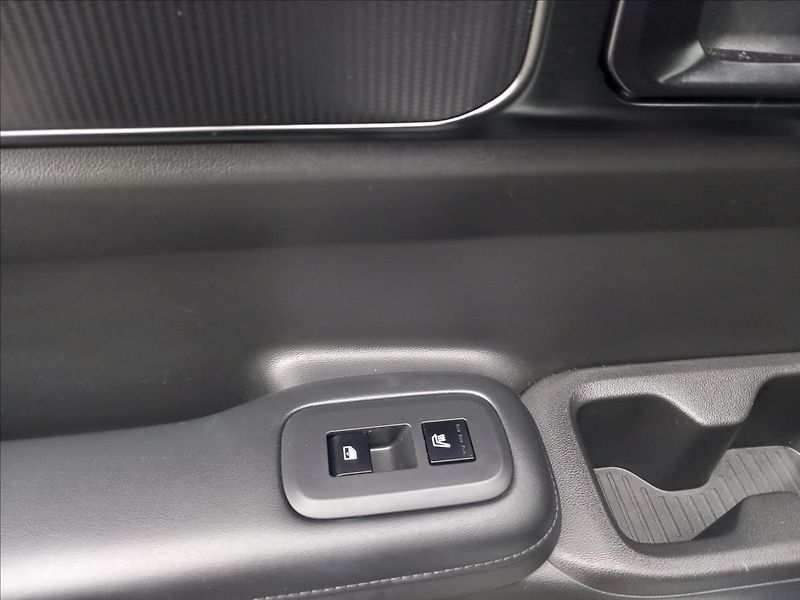 Hyundai Santa Fe 1,6 HEV 7S 4WD AT CALLIGRAPHY - fotka 21 z 31