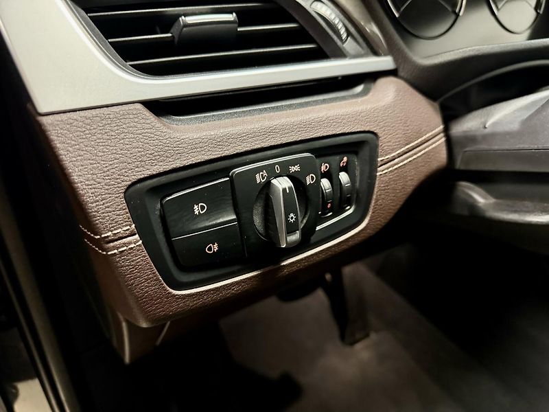 BMW X1 (2020) xDrive 25e AUT Plug in Hybrid - fotka 18 z 25