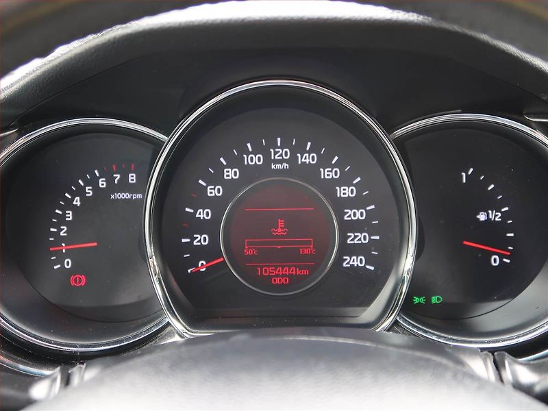 Kia Ceed (2016) Gold 1.6 GDI, Serv.kniha, Navi - fotka 11 z 17