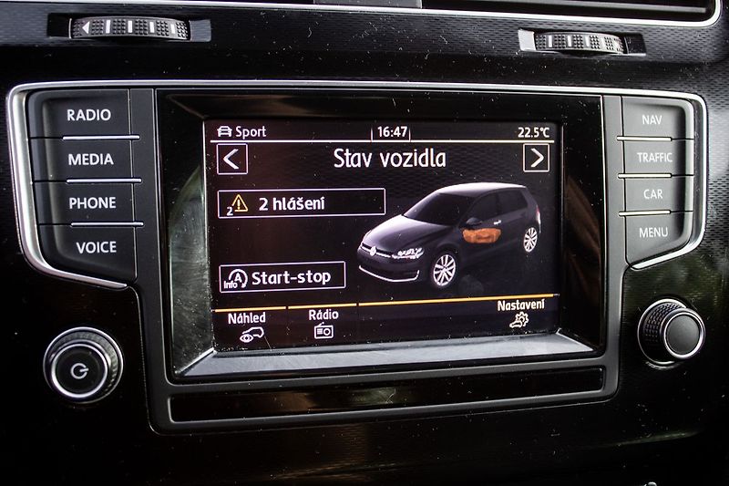 Volkswagen Golf - fotka 15 z 30
