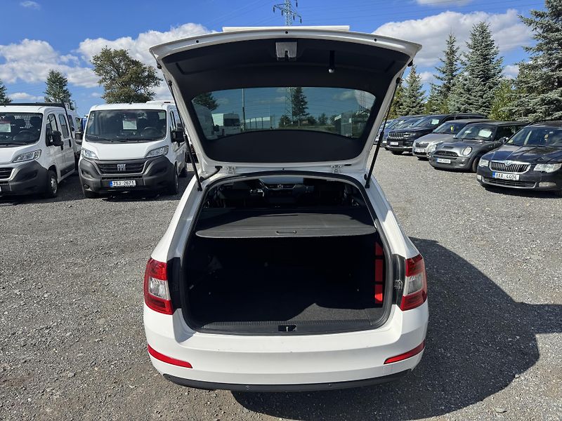 Škoda Octavia 1.6TDi,81kw,DPH,nové v ČR - fotka 9 z 38