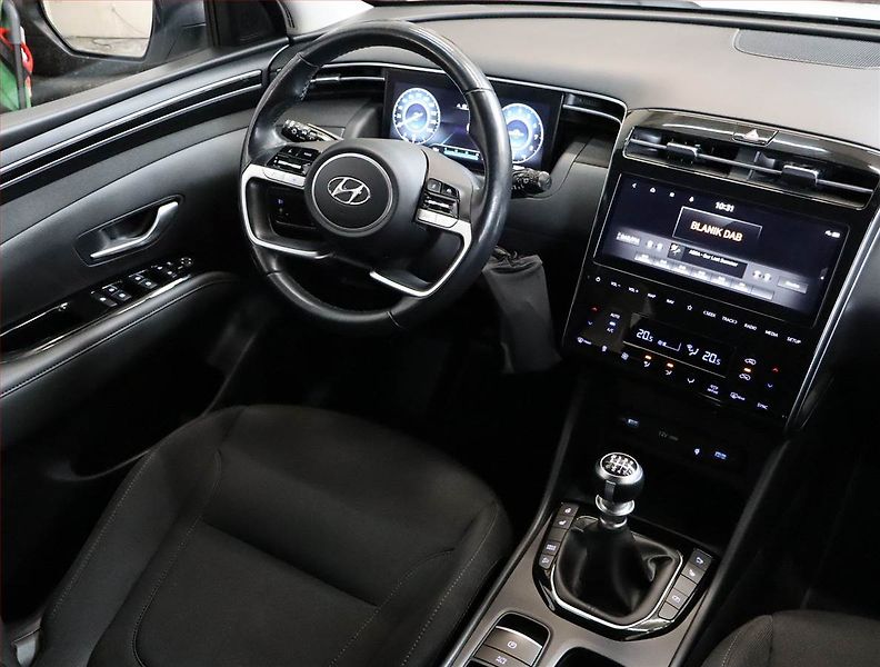 Hyundai Tucson (2023) 1.6 T-GDI - fotka 7 z 26
