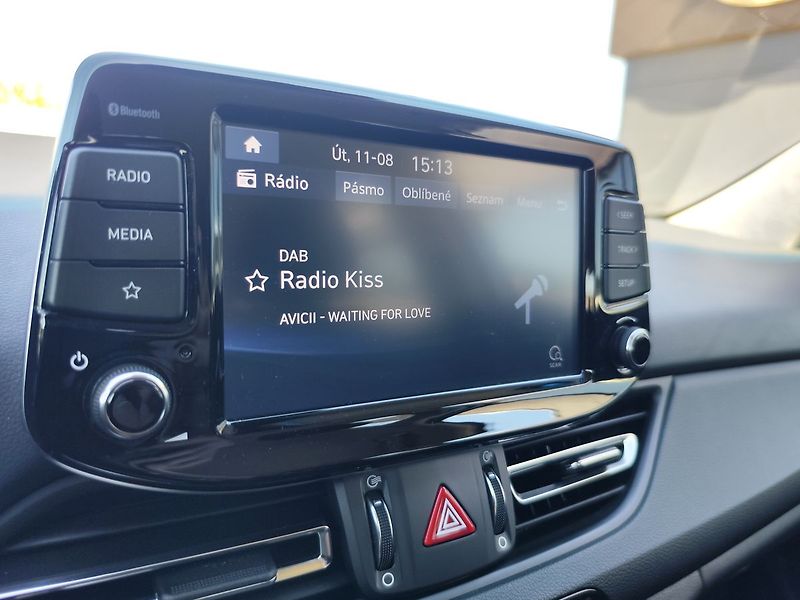 Hyundai i30 1.5 T-GDI/117kW Smart - fotka 17 z 34