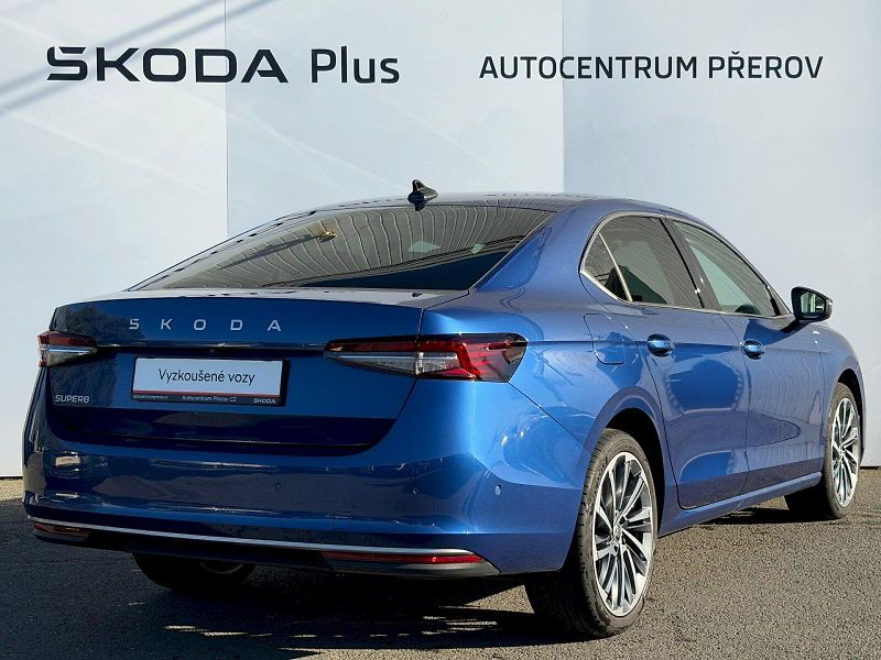 Škoda Superb (2024) 2.0 TDI 110kW DSG L&K - fotka 2 z 35