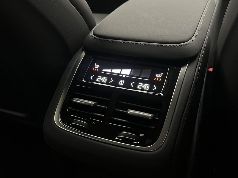 Volvo XC90 (2026) T8 AWD PLUS BRIGHT - fotka 50 z 50