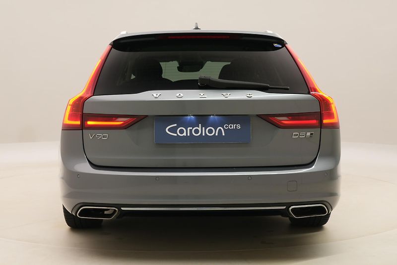 Volvo V90 D5 AWD INSCRIPTION AUT CZ - fotka 11 z 50