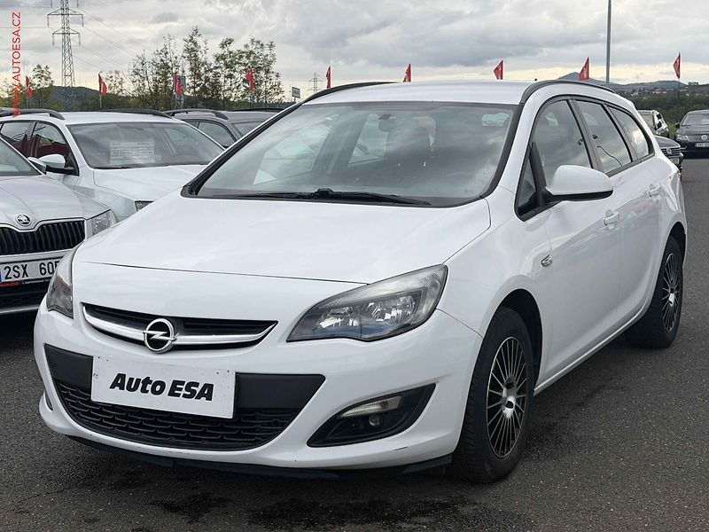 Opel Astra (2015) 1.6 CDTi, ČR, AC, tempo - fotka 3 z 13