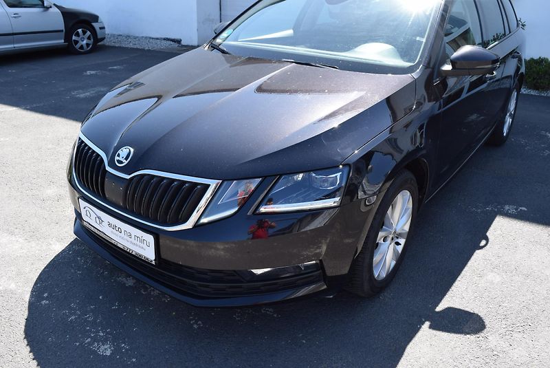Škoda Octavia (2020) 2.0TDI 110kw AMBITION DSG TAŽ  - fotka 2 z 50