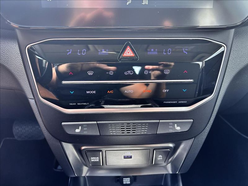 KGM Tivoli 1,5 GDI 120kW 6AT Style - fotka 26 z 28