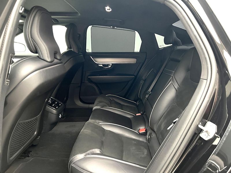 Volvo S90 D5 AWD R-DESIGN AUT - fotka 5 z 41